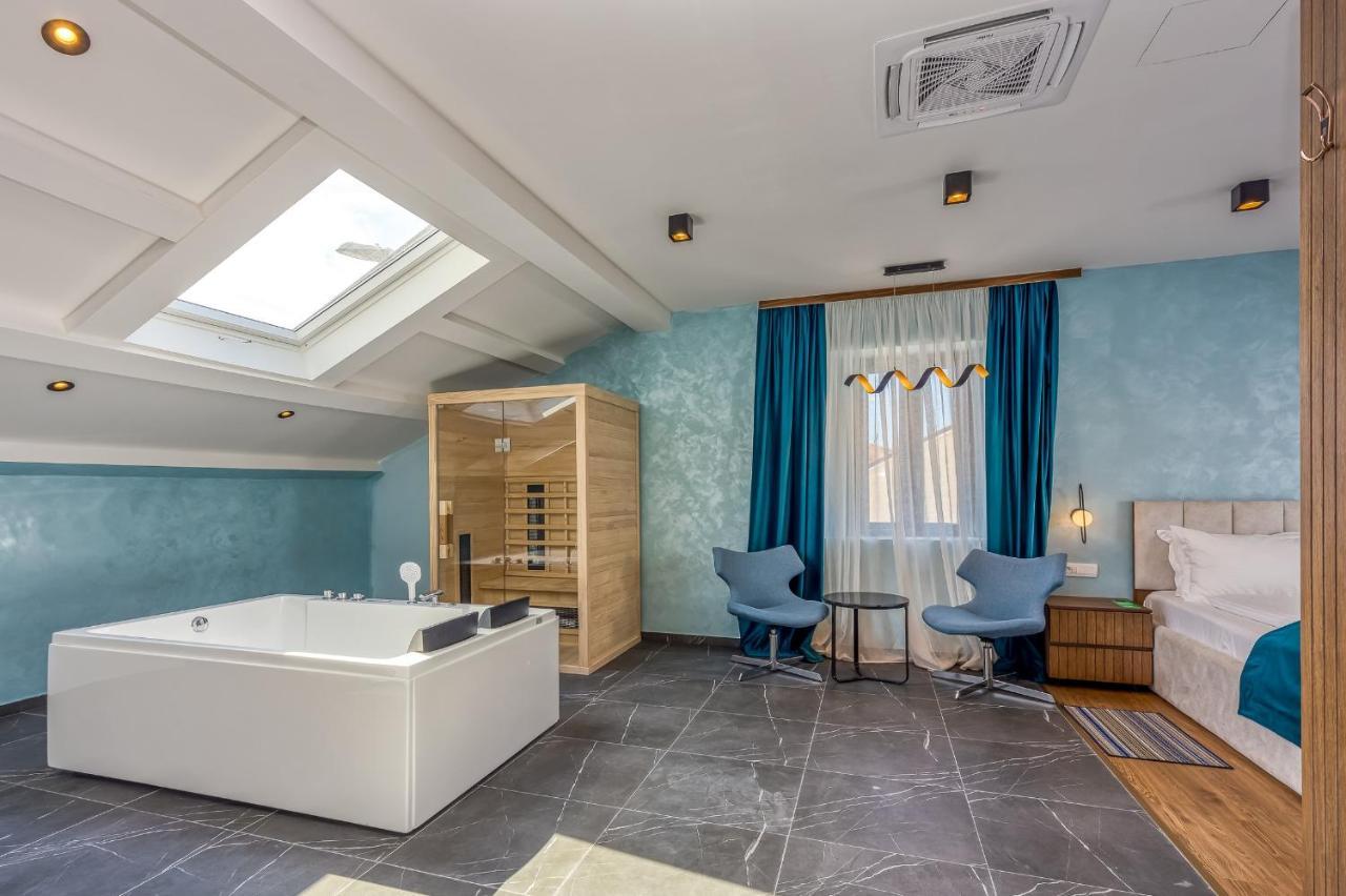 San Valentino Palace Aparthotel Umag Luaran gambar